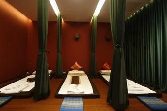 海口泰式按摩的被动瑜伽：当身体被折叠成诗